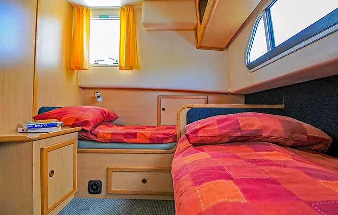 Kabine achtern (unbekannt - leboat.com) Hausboot Shannon Star