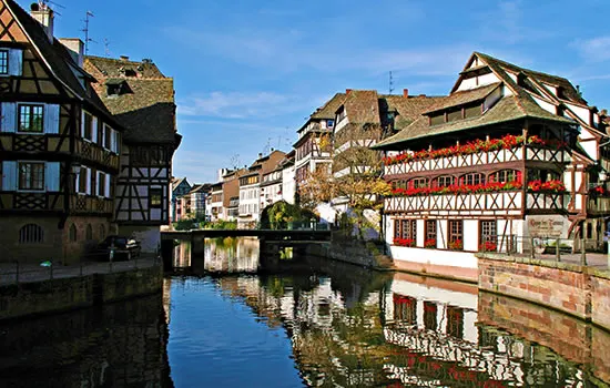 Bootsferien auf dem Wasser: Strassburg