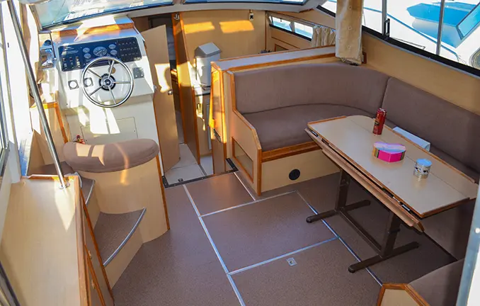 Hausboot 'Haines Rive 40'