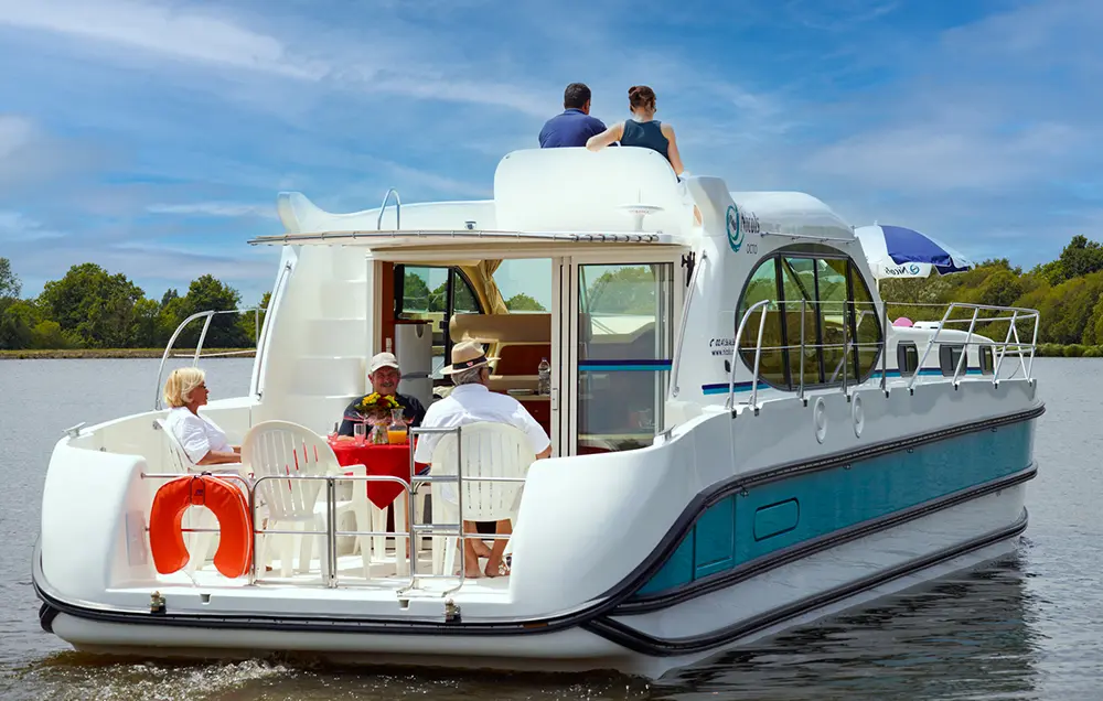 Hausboot 'Nicols Estivale Octo' - Terrasse