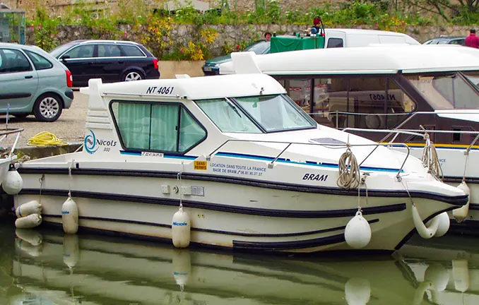 Hausboot Cruiser Classic 2/3 (vorher Nicols Sedan 800)
