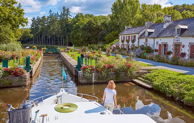 Schleuse auf dem Canal de Nantes a Brest