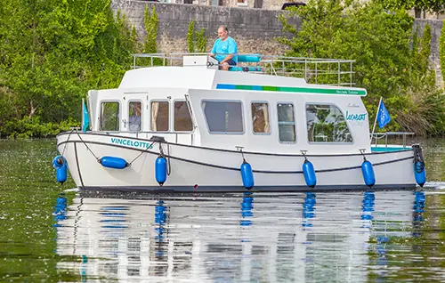 Evolution - Hausboot  mieten für einen Bootsurlaub