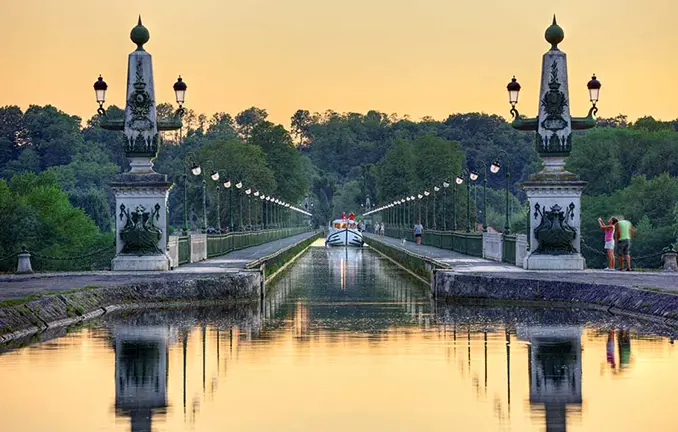 Penichette 1020 FB mit 2 Kabinen für maximal 5 Personen