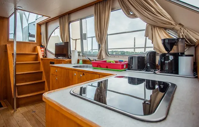 Motorboot 'Concordia 125 AC' 