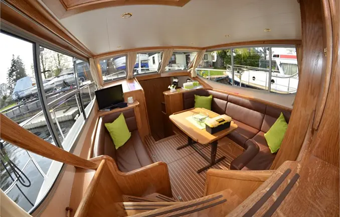 Gruno Subliem 38 Classic - Motorboot  mieten für einen Bootsurlaub