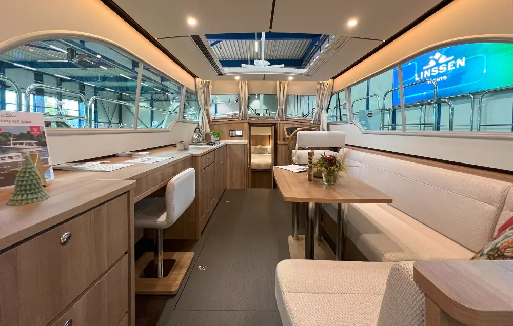 Motoryacht 'Linssen 35.0 Sedan' Salon