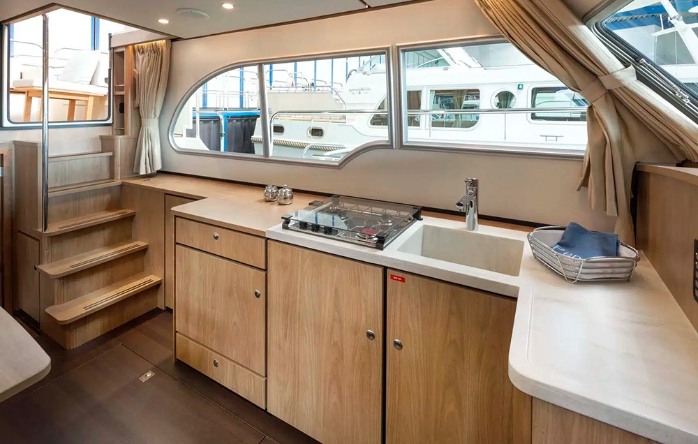 Motoryacht 'Linssen 35.0 AC' - Pantry