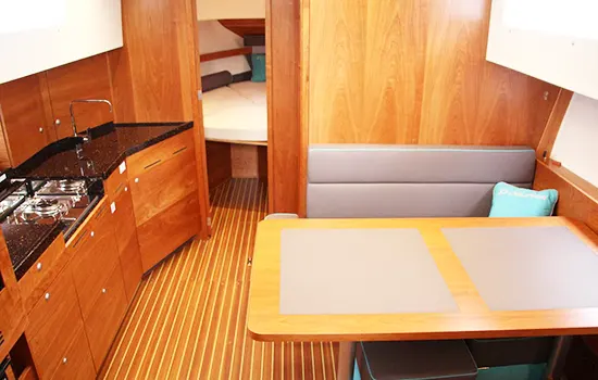 Motoryacht Delphia Escape 1080S ab Makkum - unter Deck