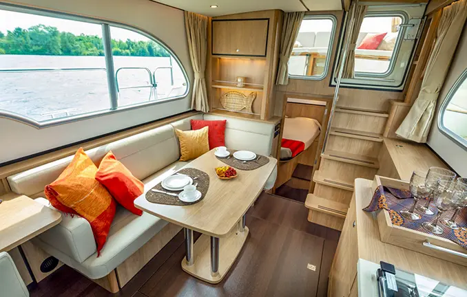 (unbekannt - may-charter-net) 'Linssen 35.0 AC - Inka'