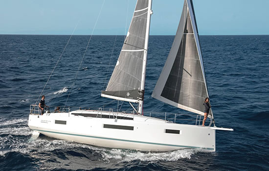 Sun Odyssey 410 - Yachtcharter für 6 Personen