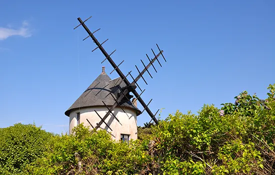 Historische Windmühle auf der Île d’Yeu
