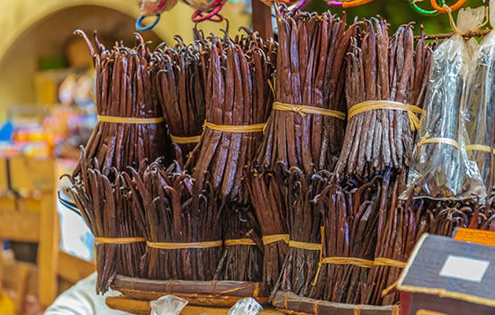 Frische Vanille auf einem Markt auf Madagaskar
