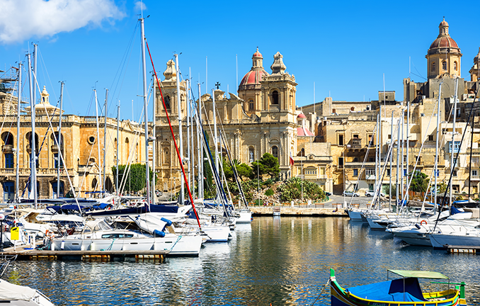 Segelyachten vor Valetta, Malta - Hafen Vottoriosa
